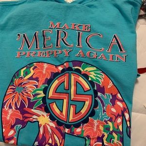 Simply Southern Size Large Short Sleeve $10.00